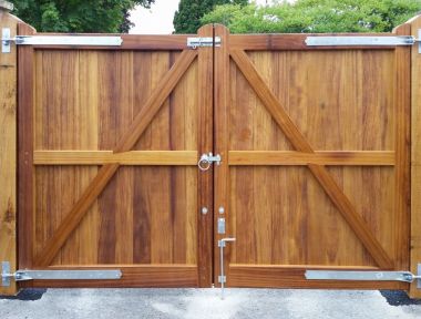 Hardwood Gates in Larkhill